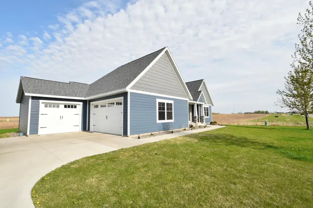 $764,900 | 1800 20th Avenue Circle Northeast, Kasson, MN 55944