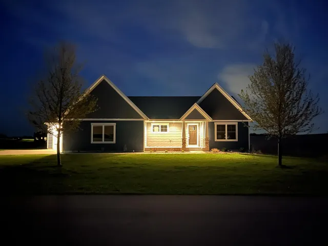 $764,900 | 1800 20th Avenue Circle Northeast, Kasson, MN 55944