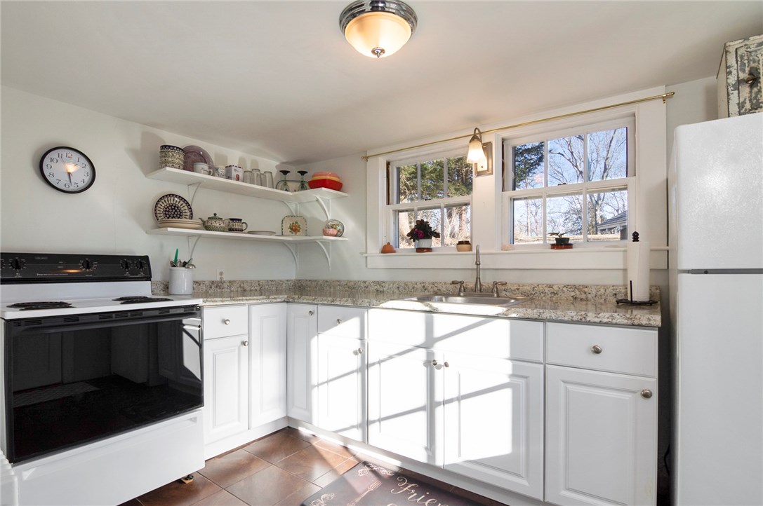 151 North Road South Kingstown, RI 02879 - Photo 12 of 27 Gallery Image 12