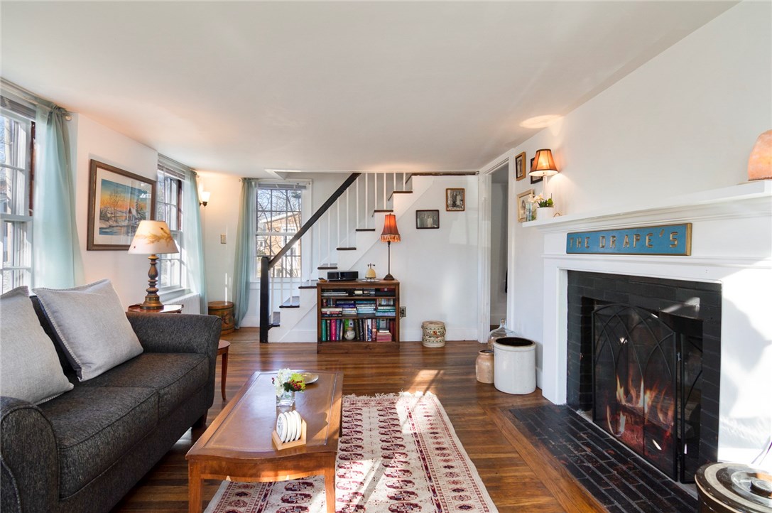 151 North Road South Kingstown, RI 02879 - Photo 4 of 27 Gallery Image 4