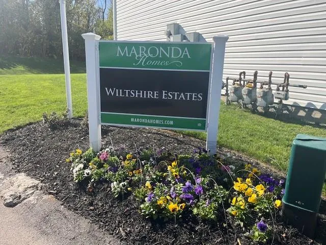 $399,900 | 713 Ravenshire Court, Coraopolis, PA 15108