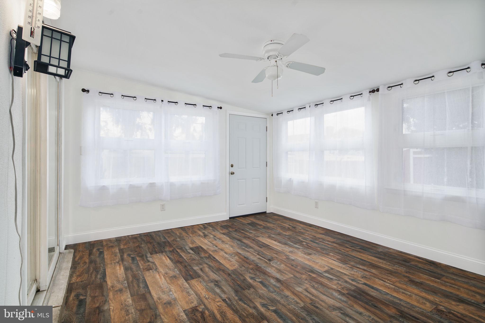 357 Harrison Avenue Upper Darby, PA 19082 - Photo 15 of 30 Den/Bonus Room