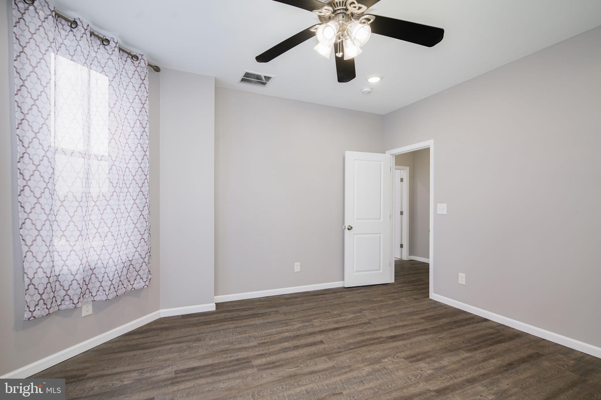 357 Harrison Avenue Upper Darby, PA 19082 - Photo 18 of 30 Bedroom 1