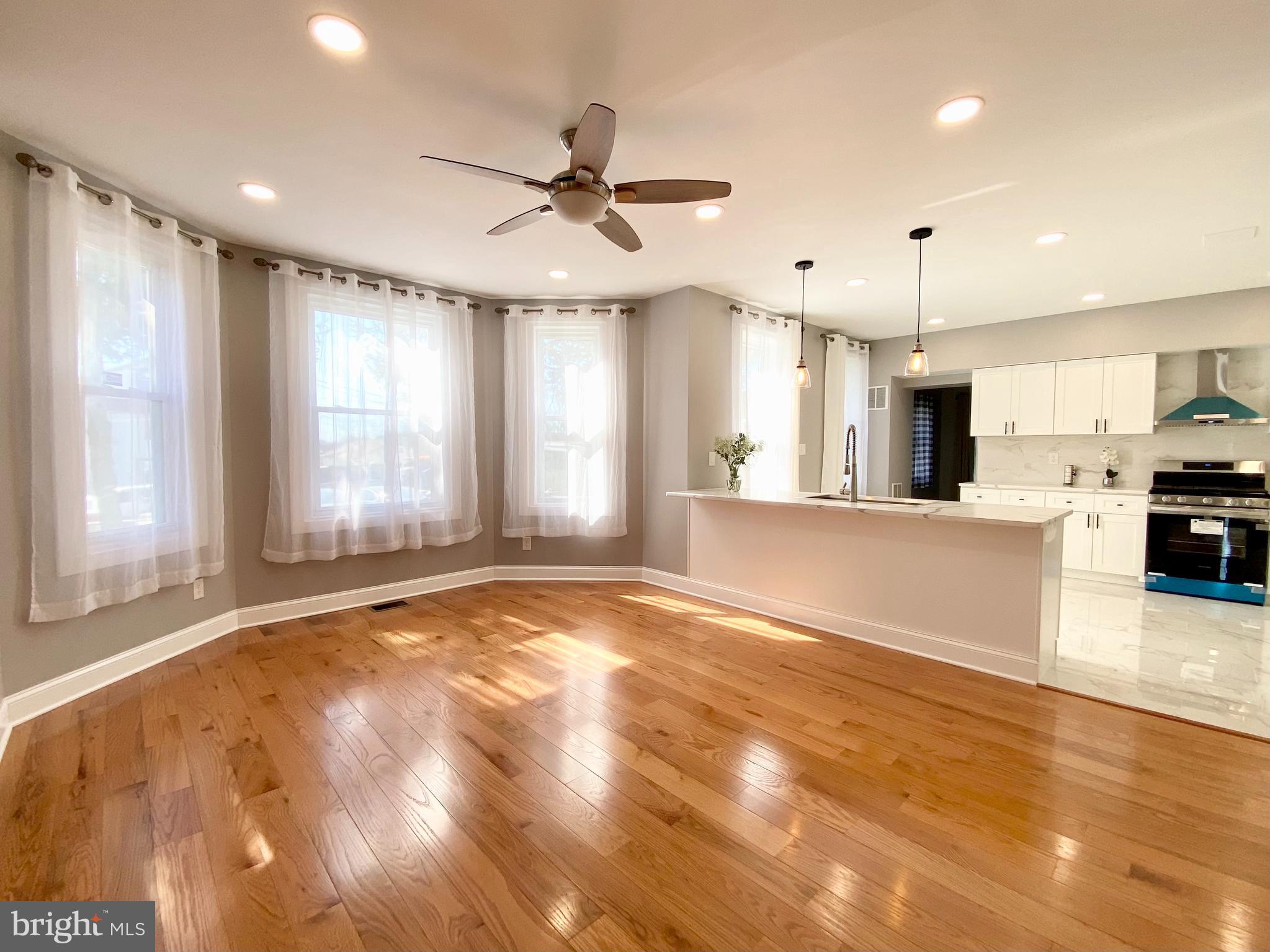 357 Harrison Avenue Upper Darby, PA 19082 - Photo 6 of 30 Dining Room