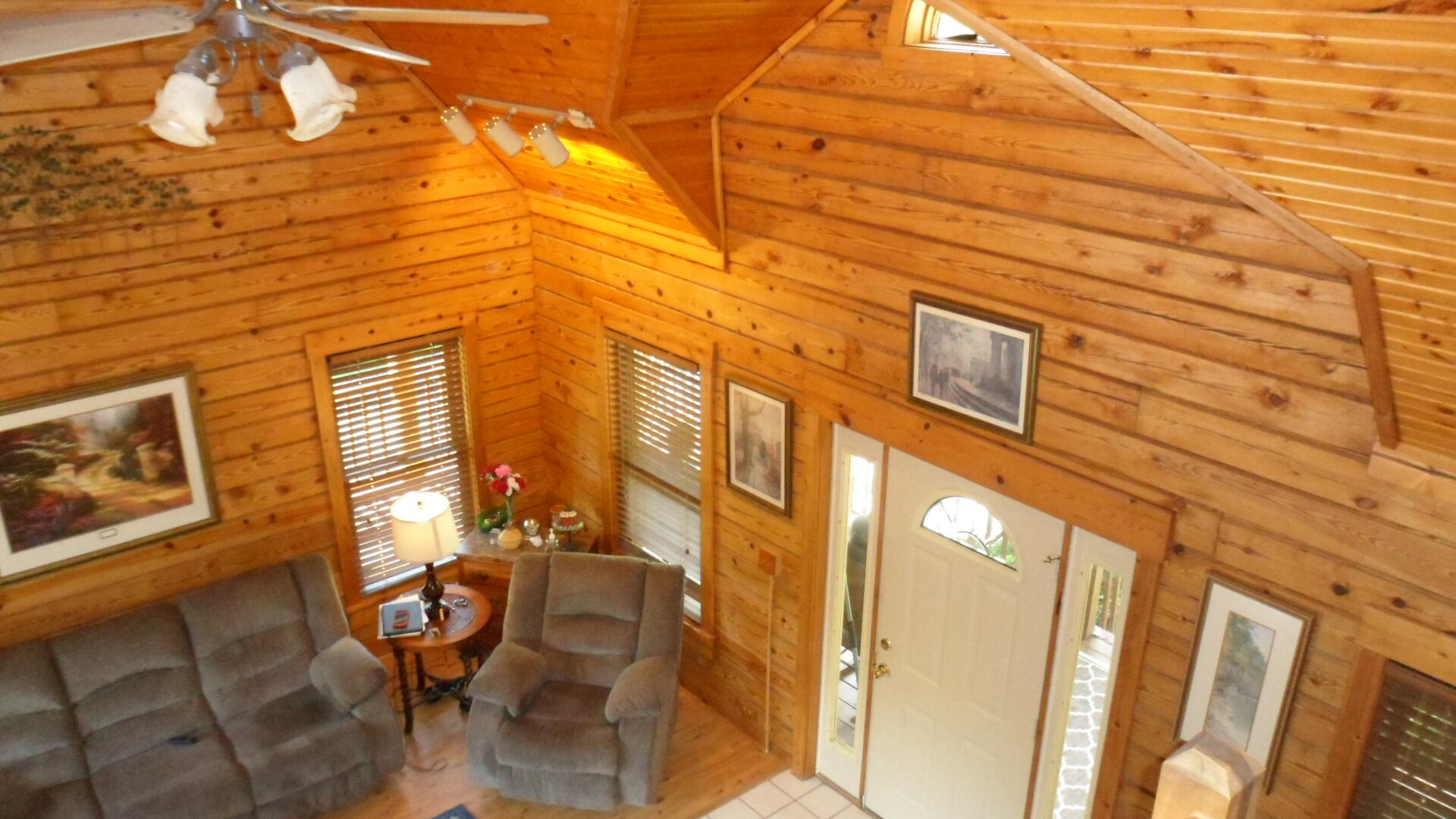 264 River Valley Road Frankfort, KY 40601 - Photo 16 of 60 loft view