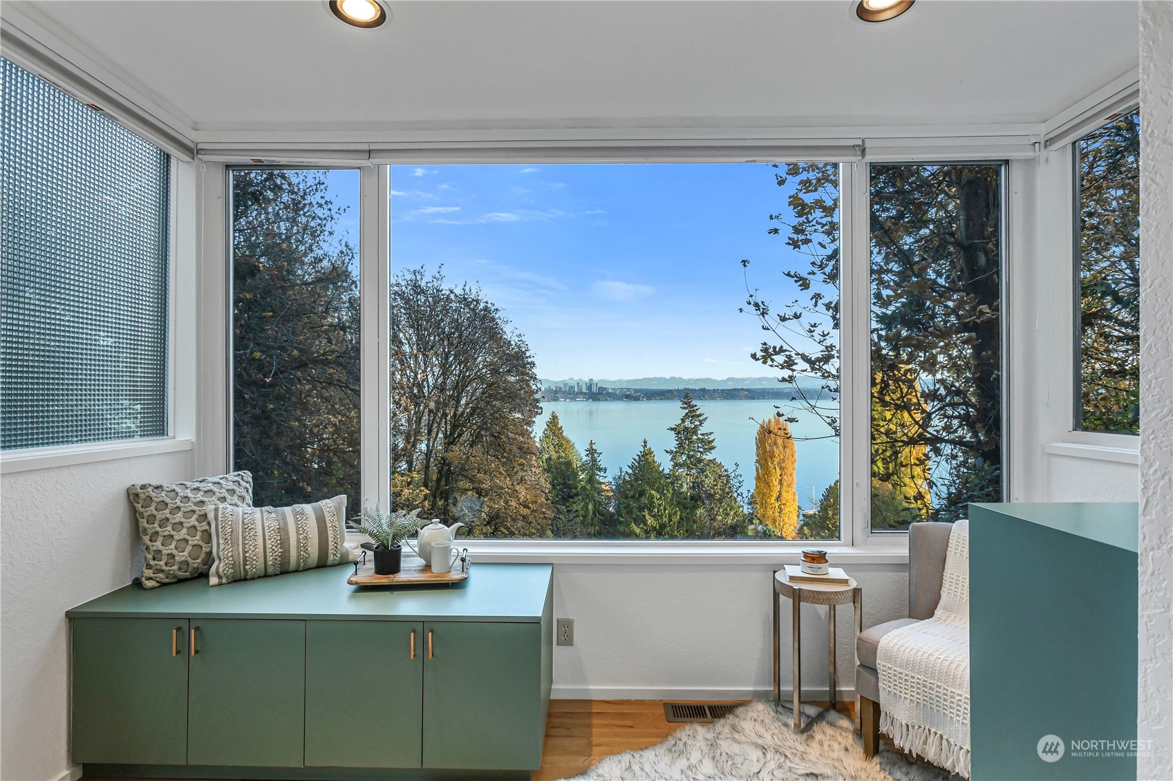 436 36th Avenue Seattle, WA 98122 - Photo 20 of 39 a living room with furniture and a large window