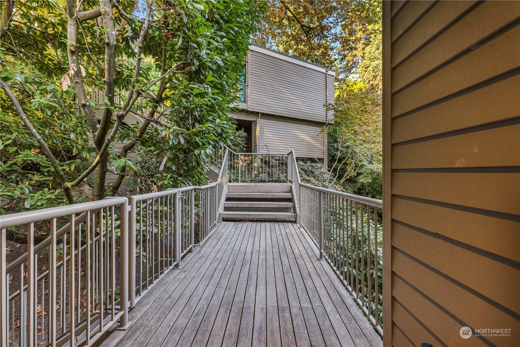 436 36th Avenue Seattle, WA 98122 - Photo 36 of 39 a view of balcony with wooden floor and fence