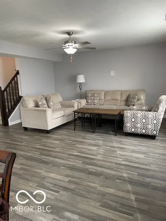 $285,700 | 12075 Country Side Drive, Greenfield, IN 46140