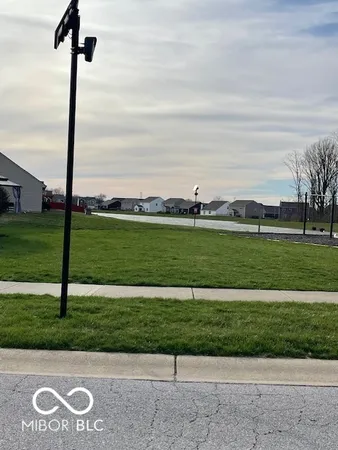 $285,700 | 12075 Country Side Drive, Greenfield, IN 46140