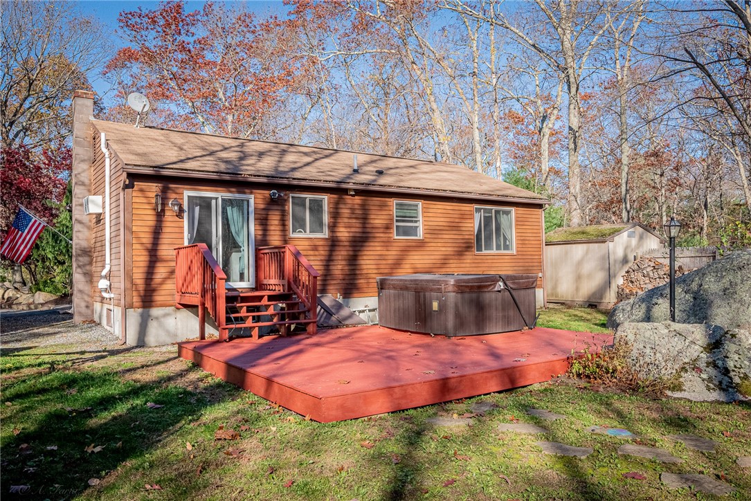 208 Burnt Hill Road Scituate, RI 02831 - Photo 7 of 34