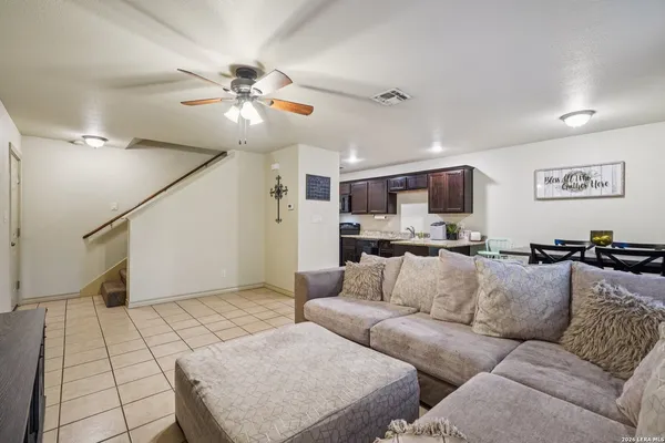 $871,600 | 2312 Sailing Way, Unit A B C D, Kerrville, TX 78028