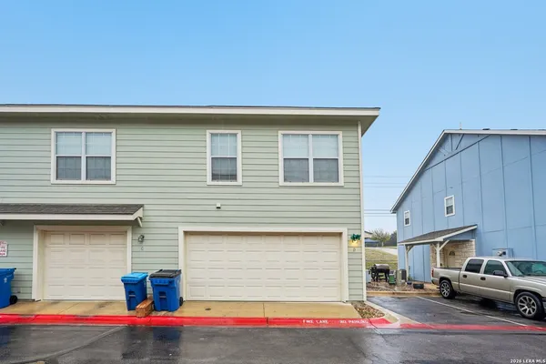$871,600 | 2312 Sailing Way, Unit A B C D, Kerrville, TX 78028