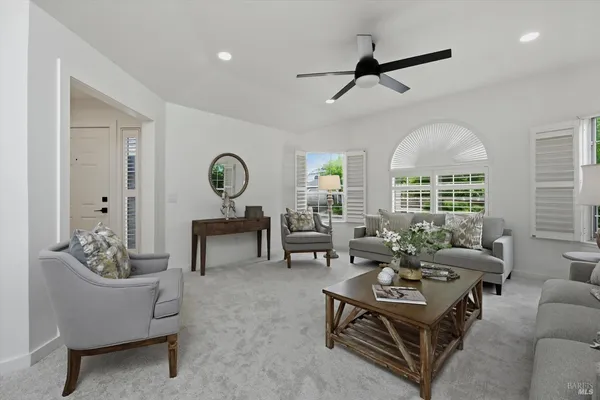 $950,000 | 6183 Marsi Court, Windsor, CA 95492