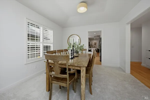 $950,000 | 6183 Marsi Court, Windsor, CA 95492