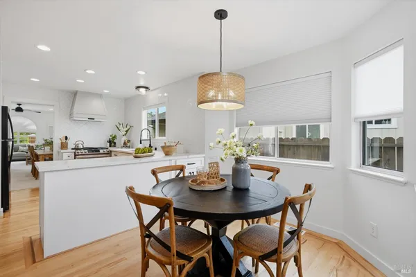 $950,000 | 6183 Marsi Court, Windsor, CA 95492