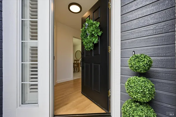 $950,000 | 6183 Marsi Court, Windsor, CA 95492