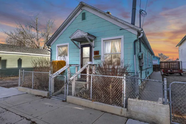 $165,000 | 112 L Street, Rock Springs, WY 82901