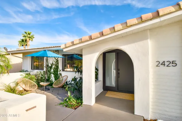 $899,900 | 2425 West Impala Circle, Mesa, AZ 85202