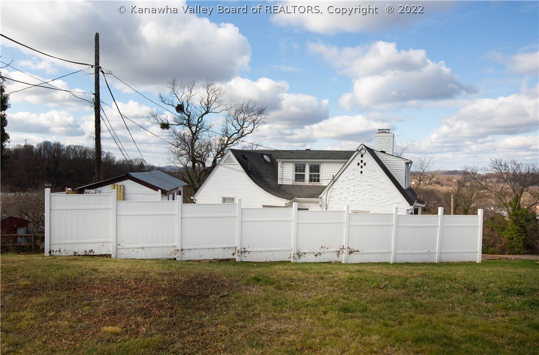 2 Observatory Road Charleston, WV 25314 - Photo 3 of 50 Gallery Image 3
