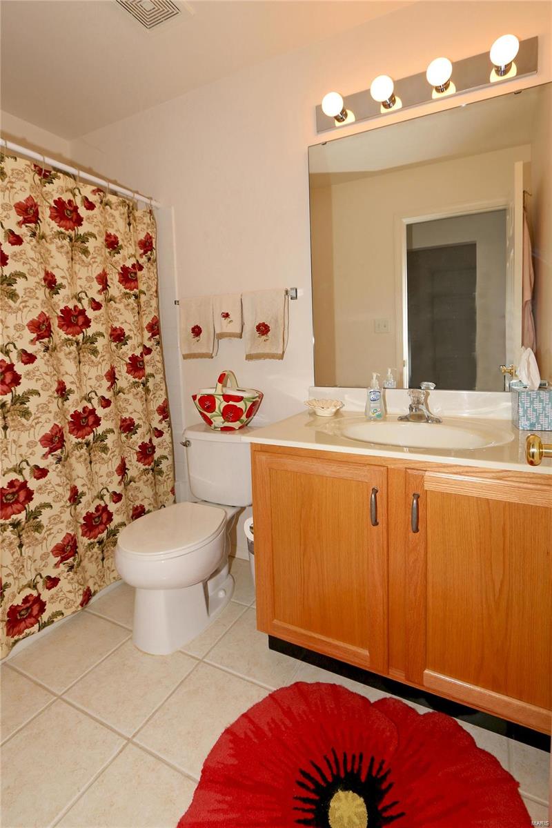 1229 Hunters Chase Drive Eureka, MO 63025 - Photo 19 of 31