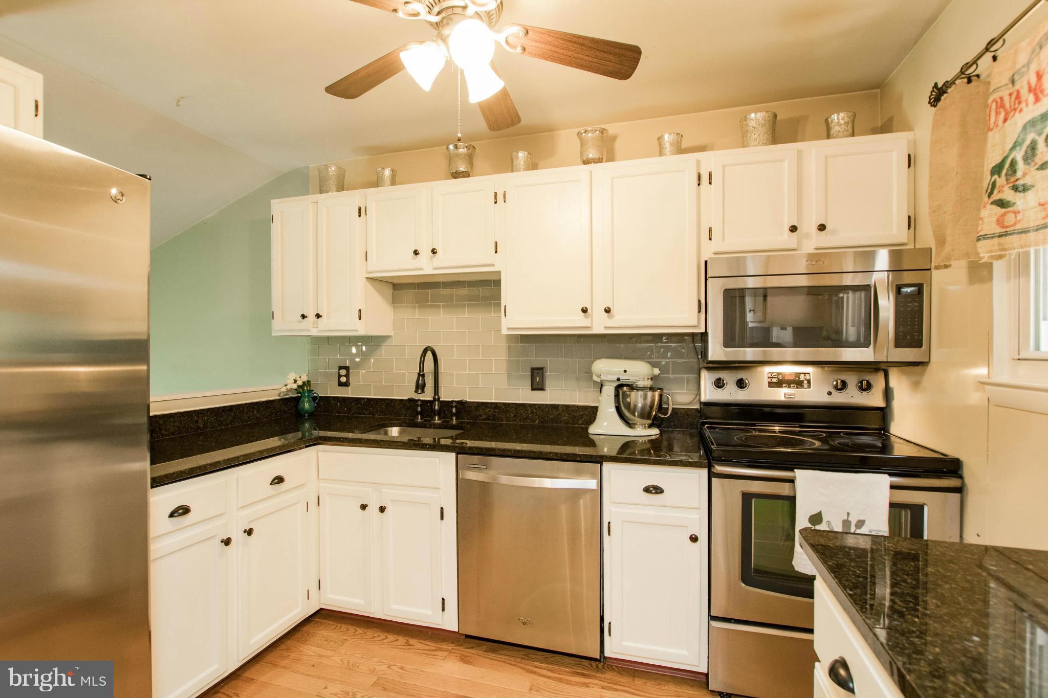 12815 Cunninghill Cove Road Baltimore, MD 21220 - Photo 11 of 30 Kitchen