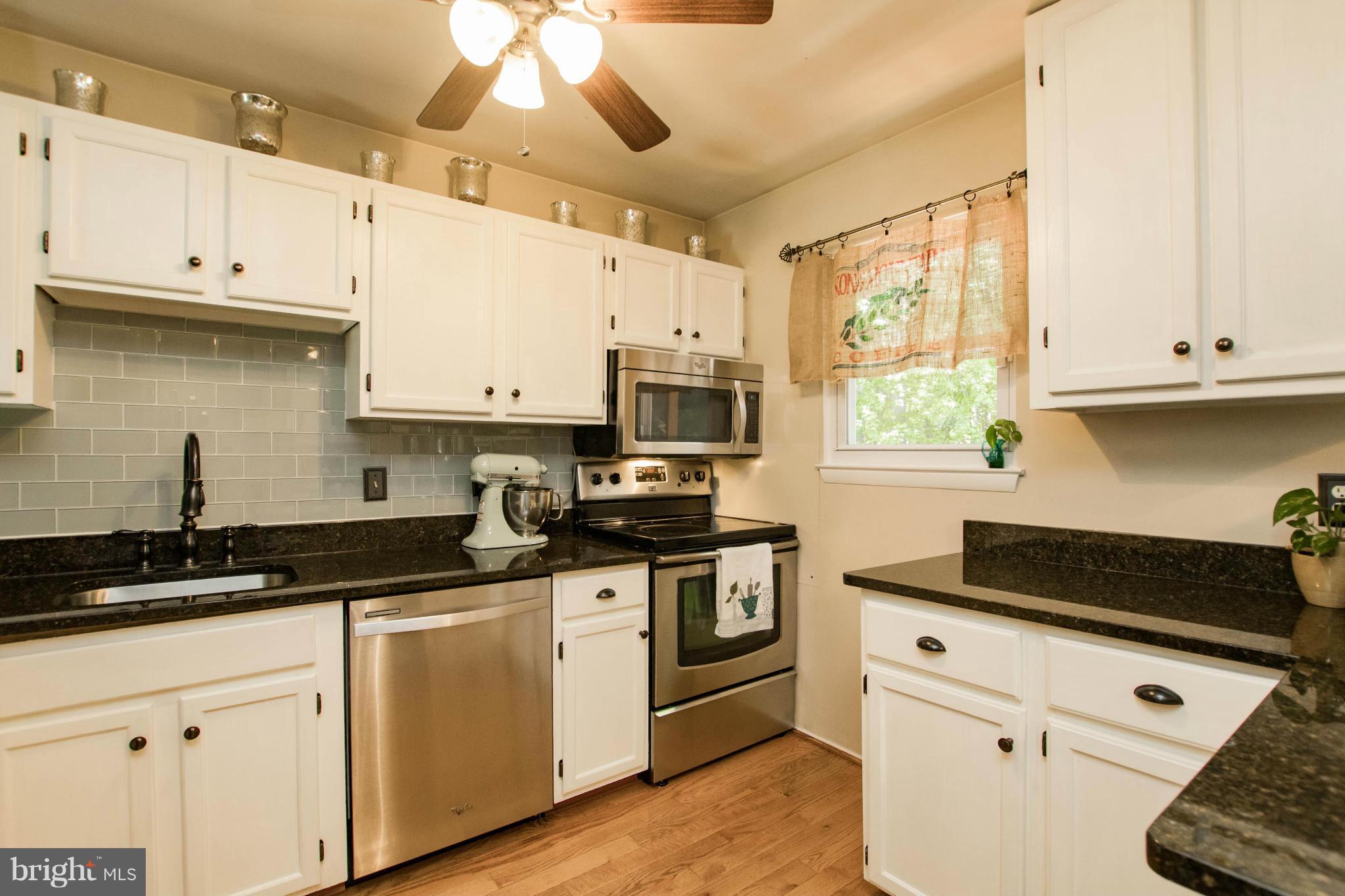12815 Cunninghill Cove Road Baltimore, MD 21220 - Photo 12 of 30 Kitchen