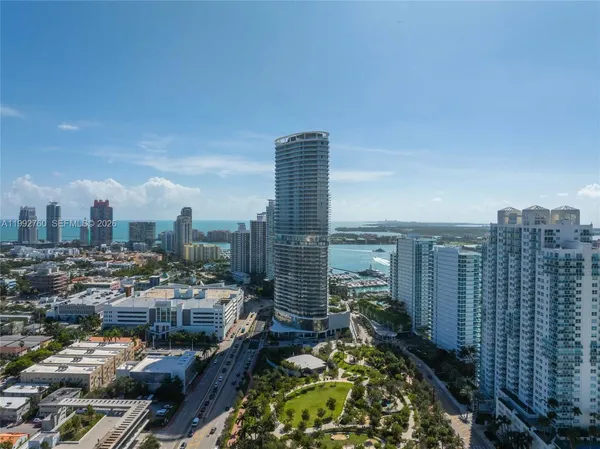 $32,500 | 500 Alton Road, Unit 2205, Miami Beach, FL 33139