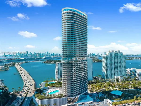 $32,500 | 500 Alton Road, Unit 2205, Miami Beach, FL 33139