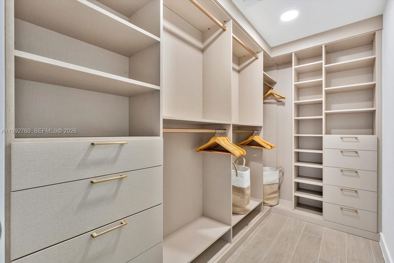 500 Alton Road, Unit 2205 Miami Beach, FL 33139 - Photo 19 of 60