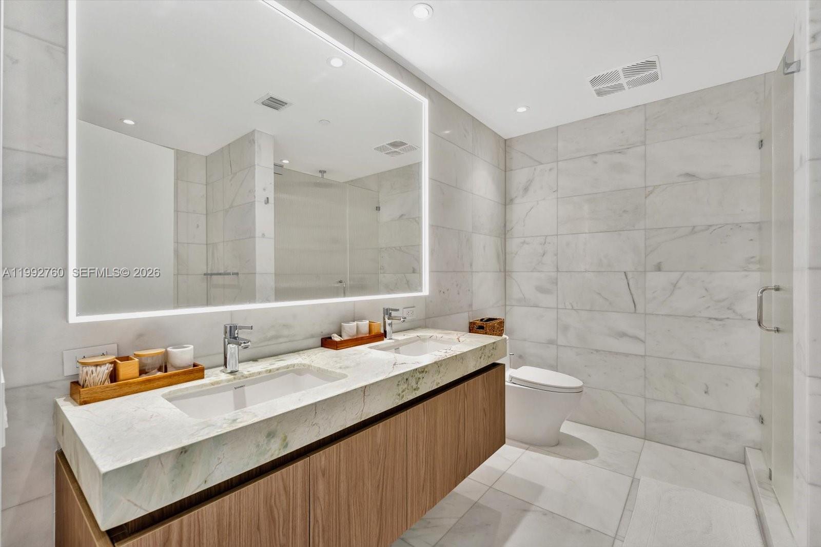 500 Alton Road, Unit 2205 Miami Beach, FL 33139 - Photo 23 of 60