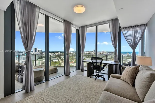 $32,500 | 500 Alton Road, Unit 2205, Miami Beach, FL 33139