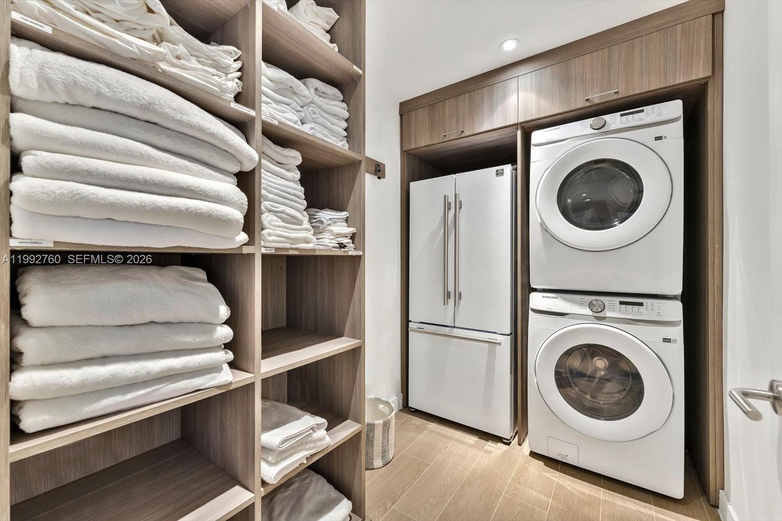 500 Alton Road, Unit 2205 Miami Beach, FL 33139 - Photo 30 of 60