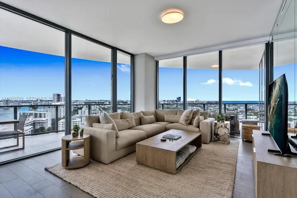 $32,500 | 500 Alton Road, Unit 2205, Miami Beach, FL 33139