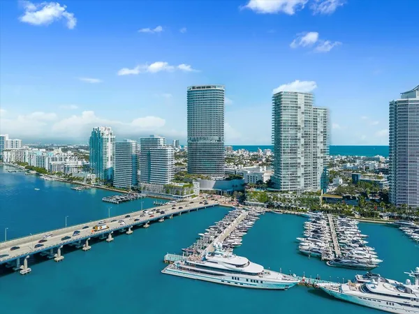 $32,500 | 500 Alton Road, Unit 2205, Miami Beach, FL 33139