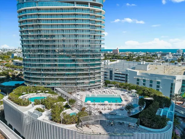 $32,500 | 500 Alton Road, Unit 2205, Miami Beach, FL 33139