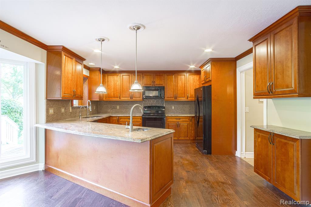 3930 Cullen Road Howell, MI 48855 - Photo 29 of 61