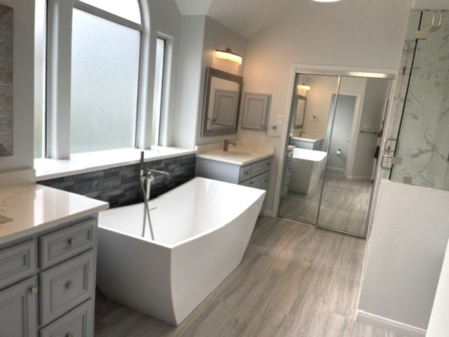 20826 Divellec Lane Spring, TX 77388 - Photo 11 of 20 Primary. Bath