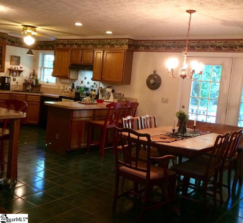 628 Little Texas Road Travelers Rest, SC 29690 - Photo 7 of 21 Gallery Image 7
