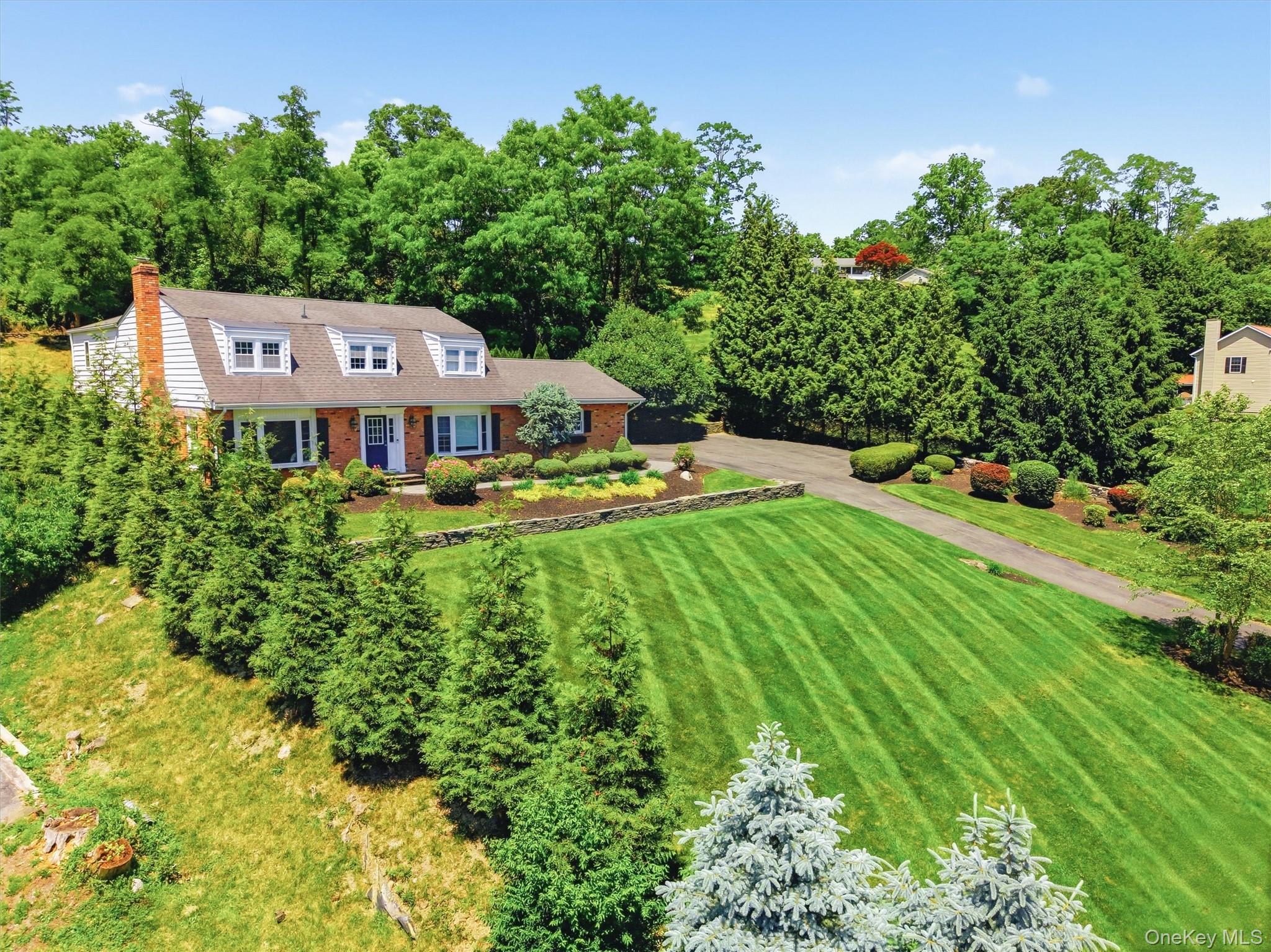 23 Sloane Road Newburgh, NY 12550 - Photo 4 of 11