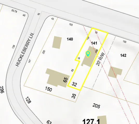 a view of utility room with washer and dryer