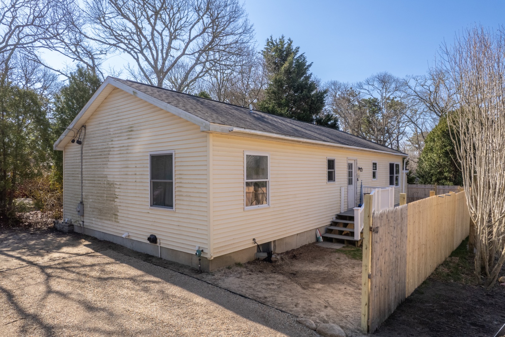 400 Edgartown-Vineyard Haven Road Edgartown, MA 02539 - Photo 8 of 33 Front, winter
