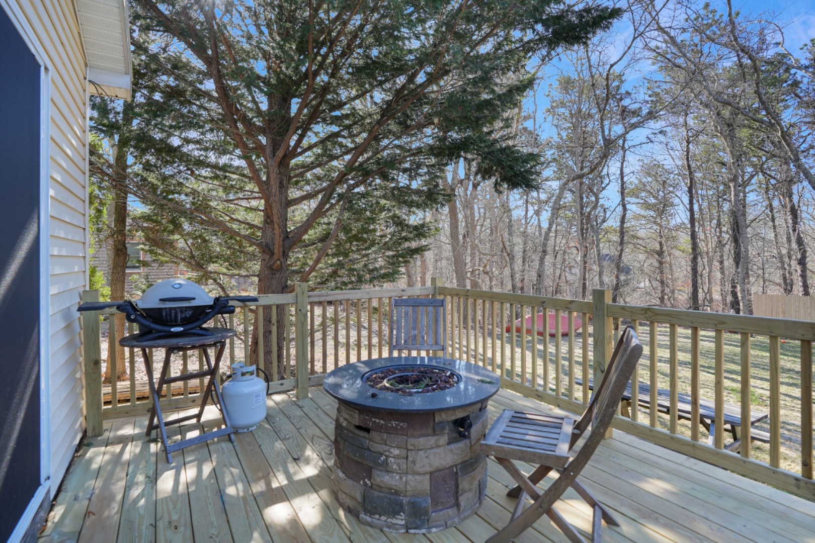 400 Edgartown-Vineyard Haven Road Edgartown, MA 02539 - Photo 10 of 33 Back deck