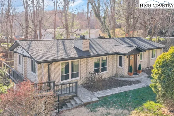 $610,000 | 668 Dogwood Road, Boone, NC 28607