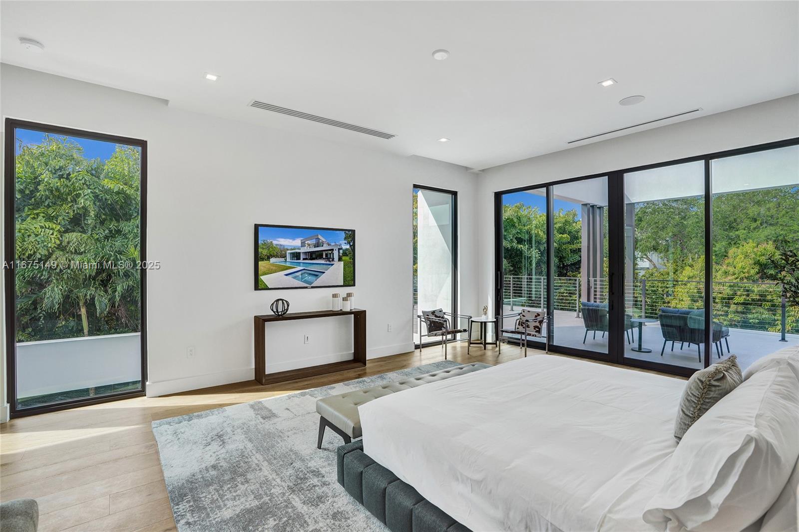 6350 Southwest 112th Street Pinecrest, FL 33156 - Photo 48 of 88 Master Bedroom