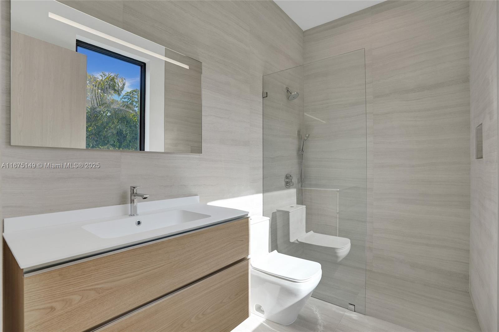 6350 Southwest 112th Street Pinecrest, FL 33156 - Photo 66 of 88 Bedroom #2 Bathroom (2nd floor)