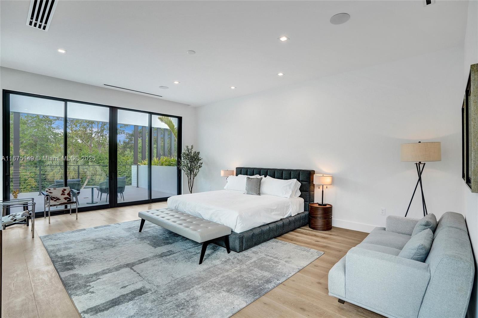 6350 Southwest 112th Street Pinecrest, FL 33156 - Photo 7 of 88 Master Bedroom