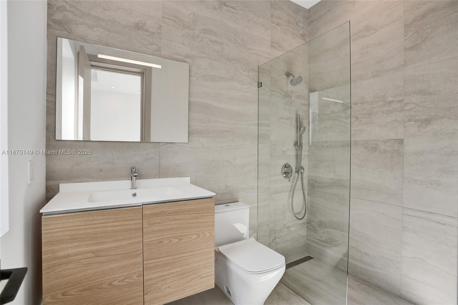 6350 Southwest 112th Street Pinecrest, FL 33156 - Photo 76 of 88 Bedroom #6 Bathroom (1st floor)