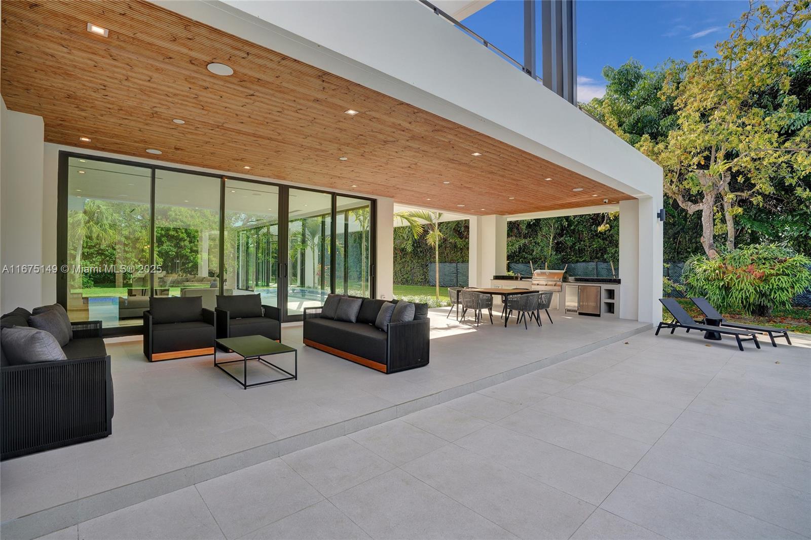 6350 Southwest 112th Street Pinecrest, FL 33156 - Photo 9 of 88