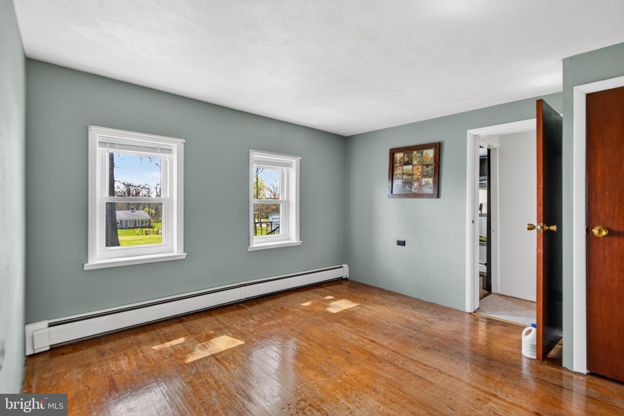 1636 East Canal Road Dover, PA 17315 - Photo 15 of 27