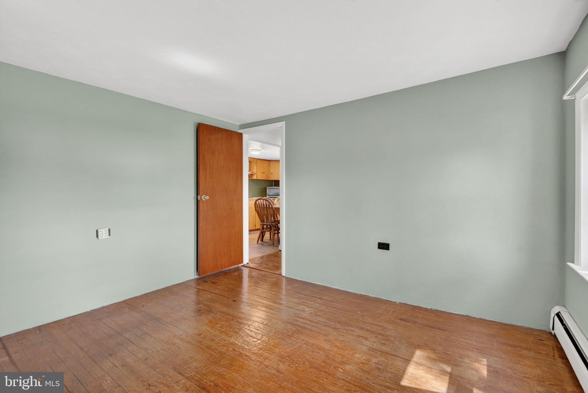 1636 East Canal Road Dover, PA 17315 - Photo 16 of 27